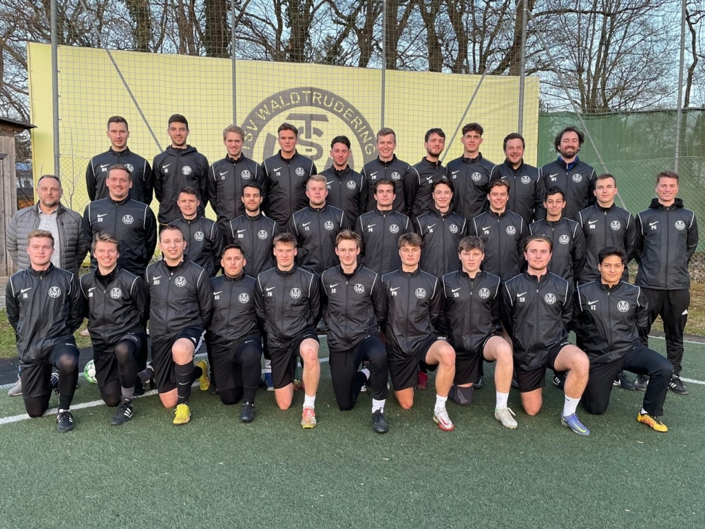 Spannendes Saisonfinale in Kreisliga 3 - Erste spielt in Grasbrunn 1
